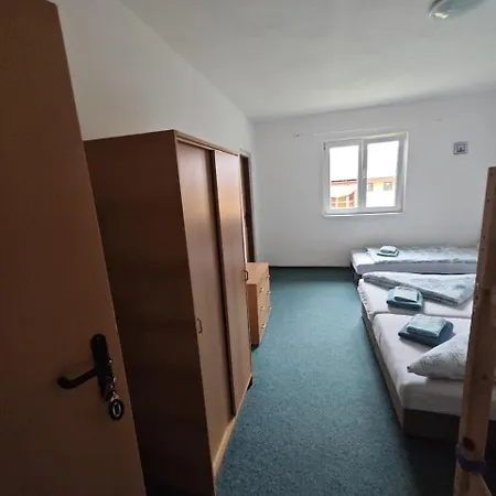 Bouda Jestřábí 3*