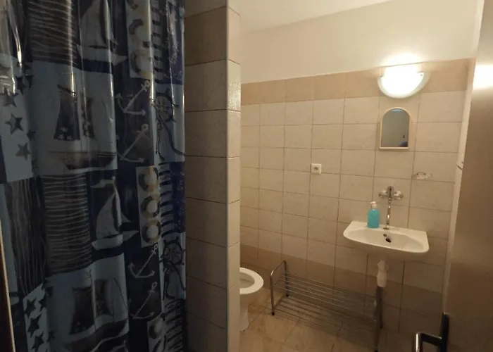 Bouda Jestrabi 3* Černá v Pošumaví